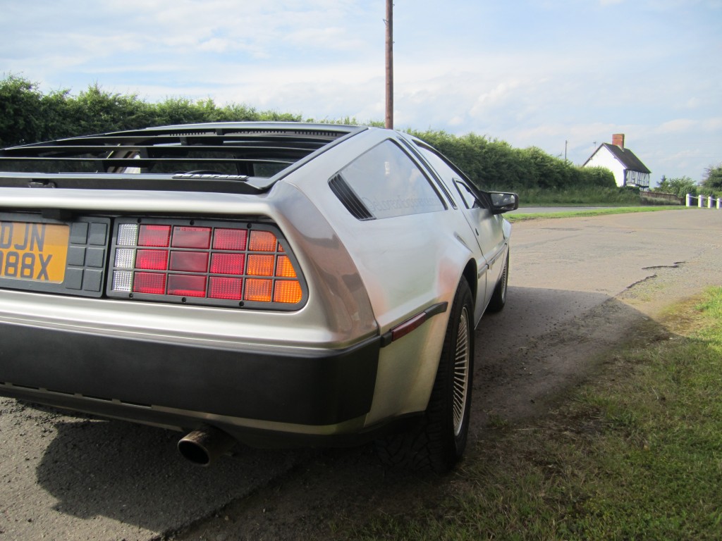 Delorean DMC 12 Driven - ClassicCarsDriven.com