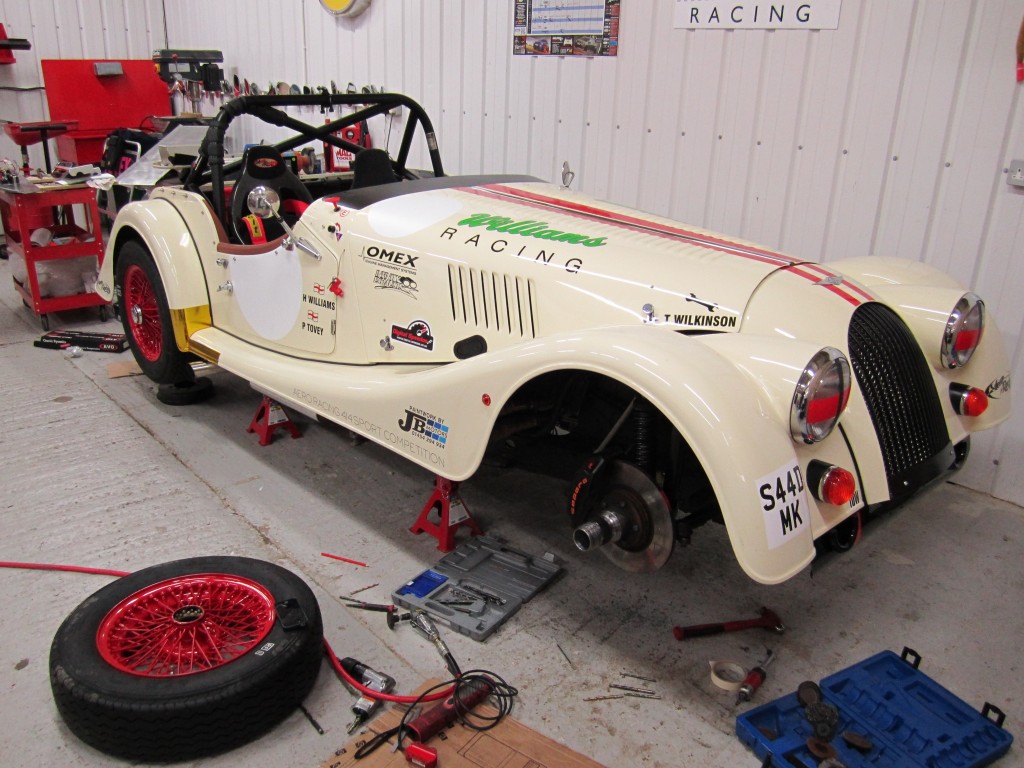 retains king pin front suspension