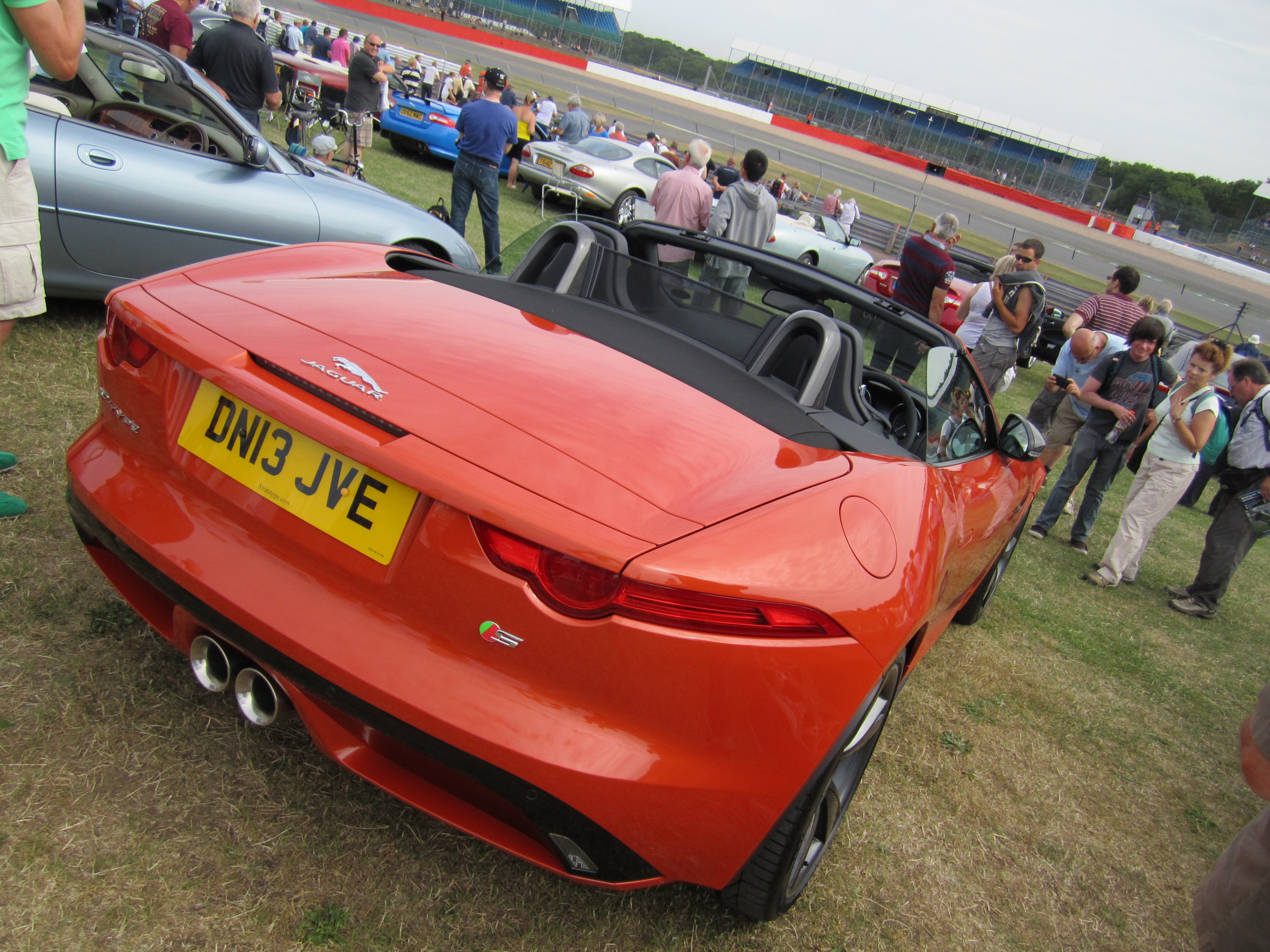 Aston Martin F-Type
